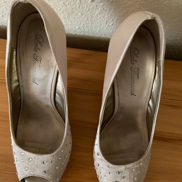 Satin and Rhinestone Pink Peep Toe Heels - Picture 2 of 4